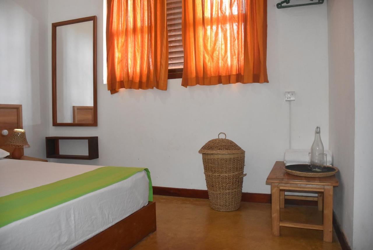 Villa 61 Ambepussa ภายนอก รูปภาพ